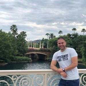 Meet your Posher, Zaid